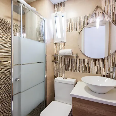 Apartment The 7th Corner, Hugh Ideal For Groups Malaga