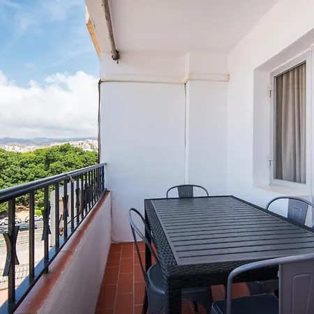 Apartamento The 7th Corner, Hugh Ideal For Groups