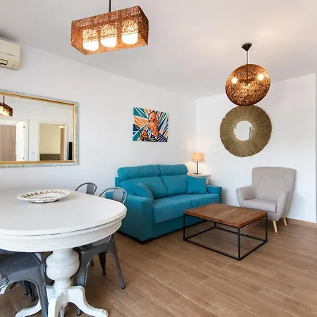 The 7th Corner, Hugh Ideal For Groups *